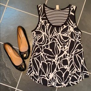 Banana Republic tank size M